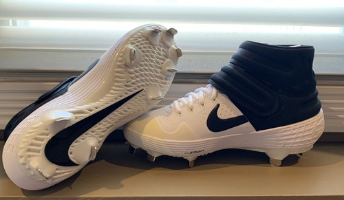 gold nike womens shoes